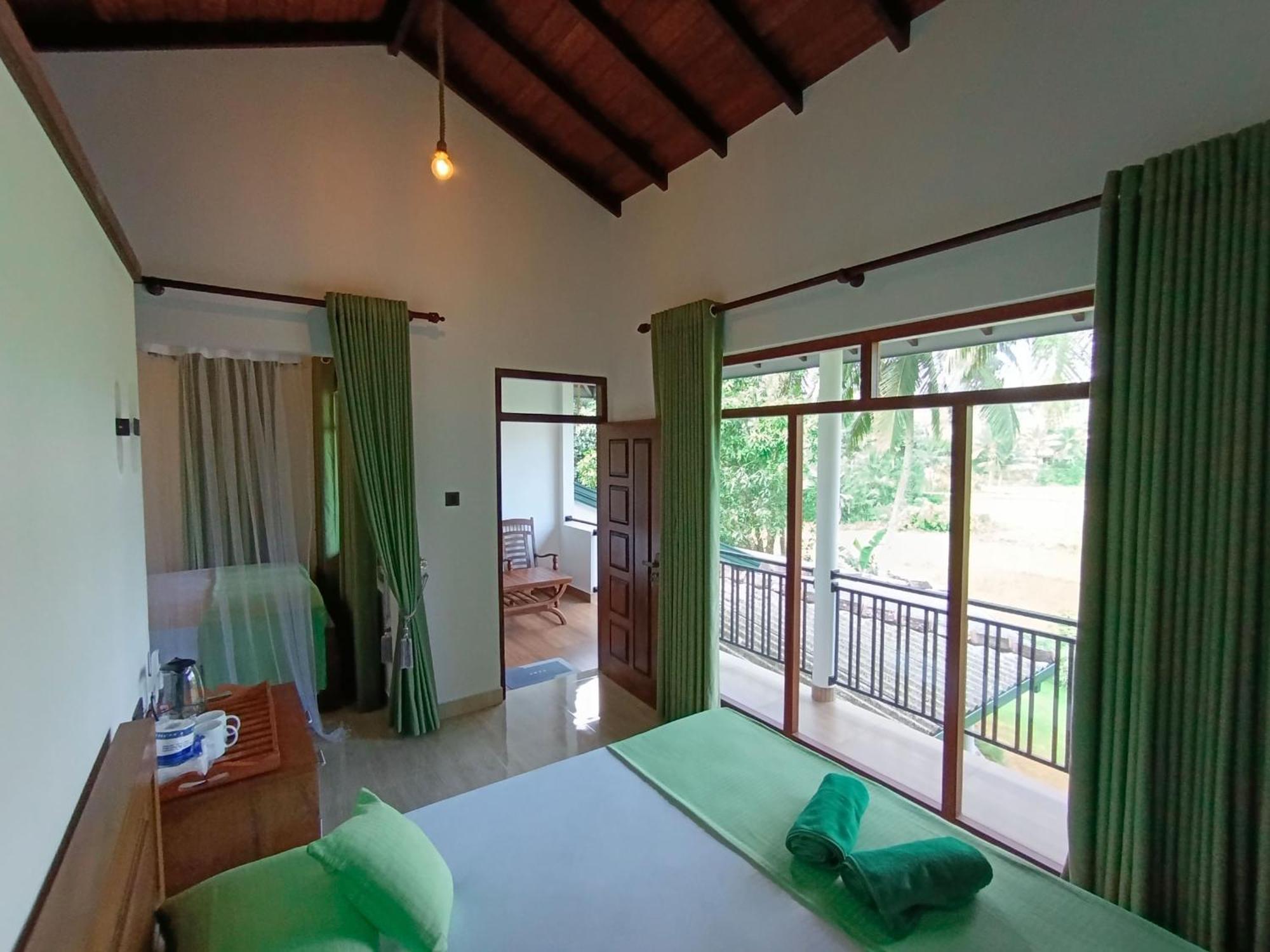 Rainforest Nest Hotel Deniyaya
